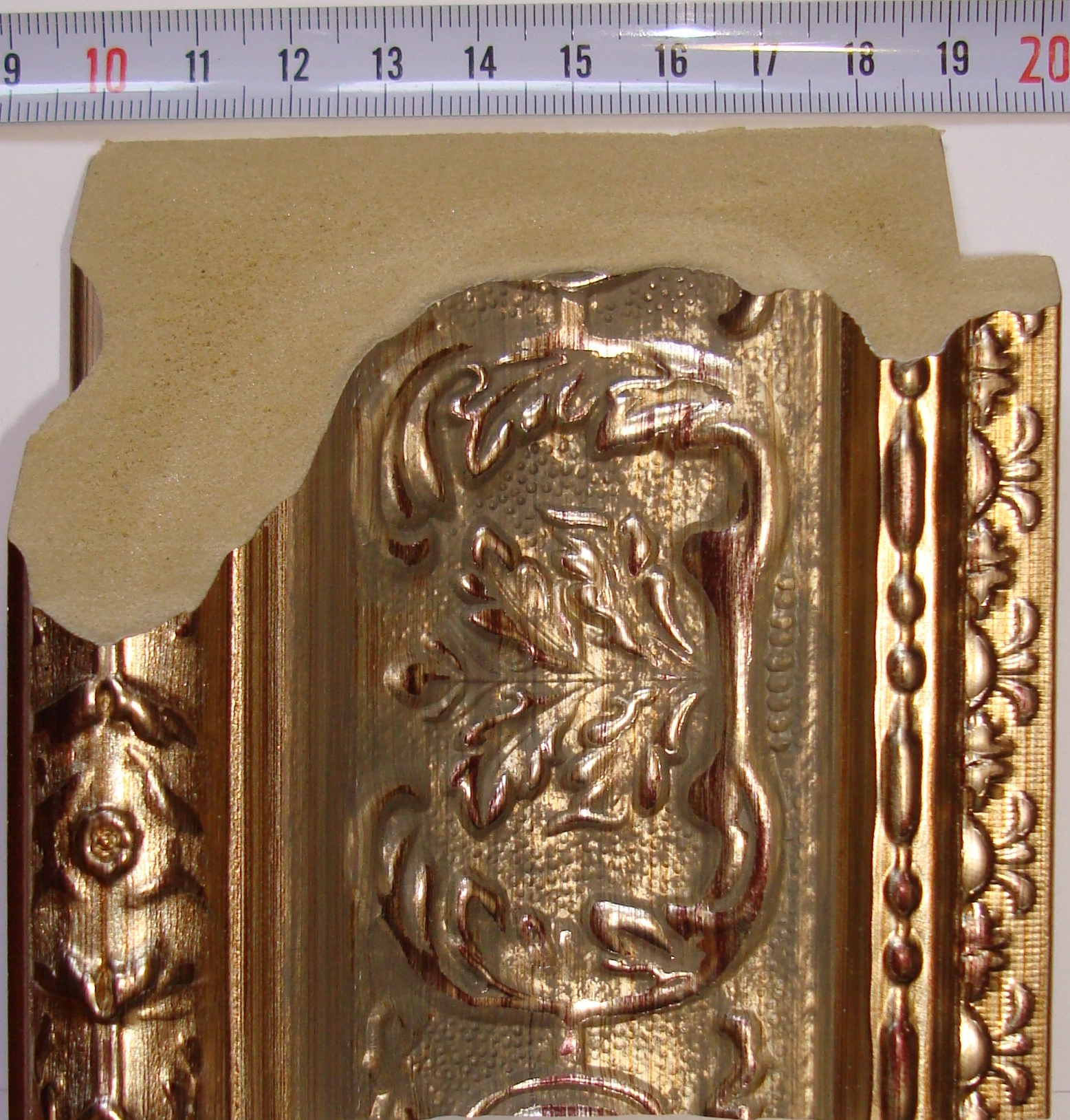 Багет пластиковый (1м. L-2,9) К. 400-955 серебро "Ю.Корея" Багет пластиковый (1м. L-2,9) К. 400-955 серебро "Ю.Корея"